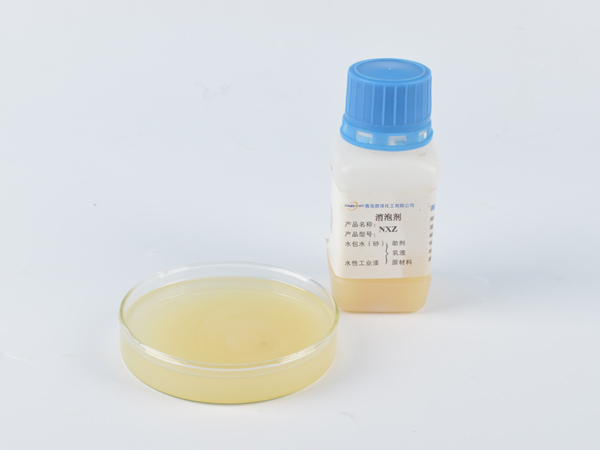 水性涂料產(chǎn)生泡沫的原因,使用水性涂料消泡劑的注意事項(xiàng)